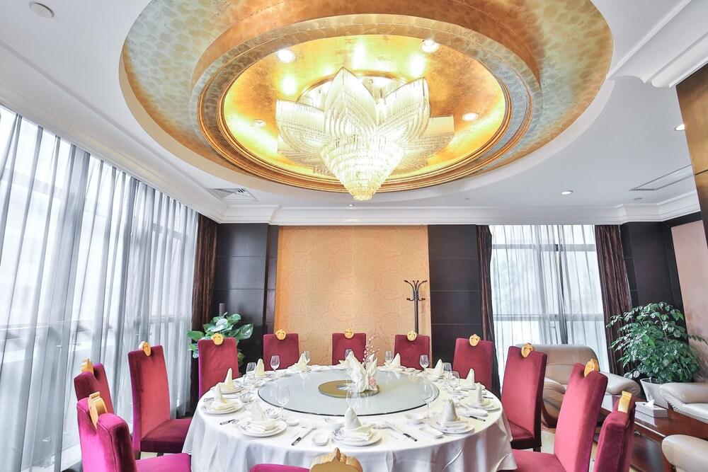 Veegle Hotel Kanshan Екстер'єр фото