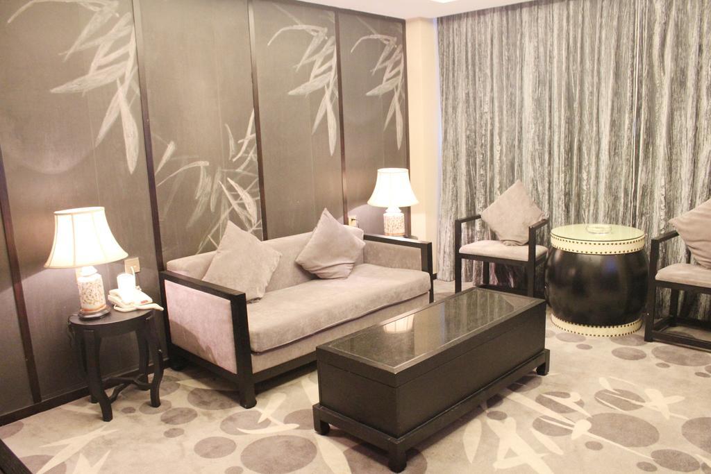 Veegle Hotel Kanshan Екстер'єр фото