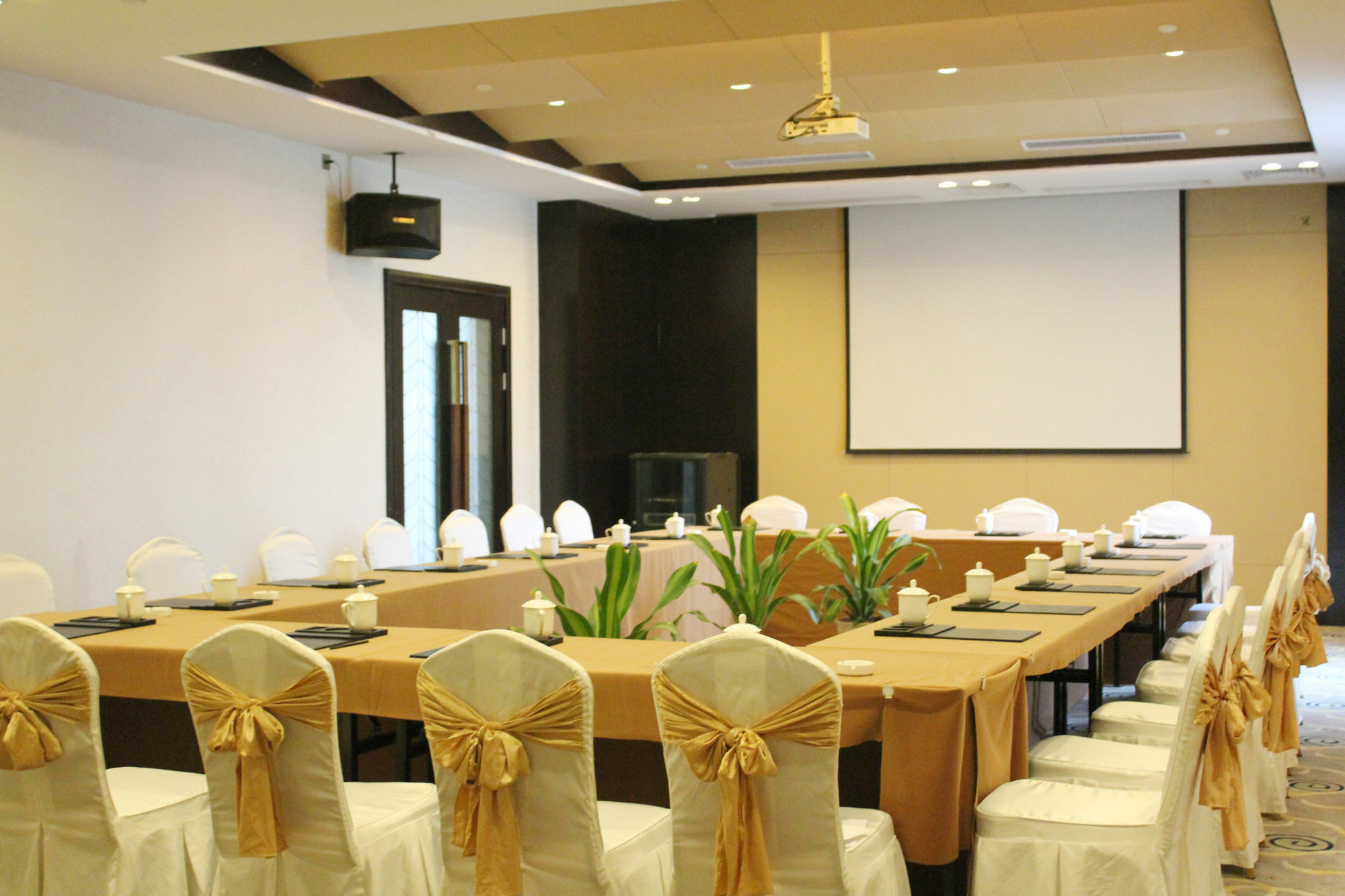 Veegle Hotel Kanshan Екстер'єр фото